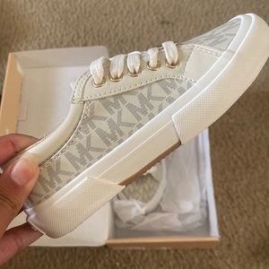 Michael Kors kids sneakers size 11 never worn